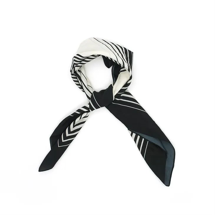 Crni prozor Bandana S057